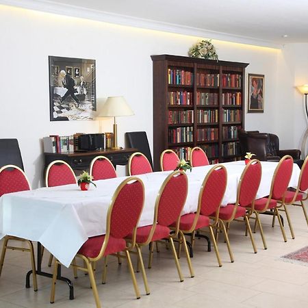 Hotel Fuerstenberg Essen Extérieur photo